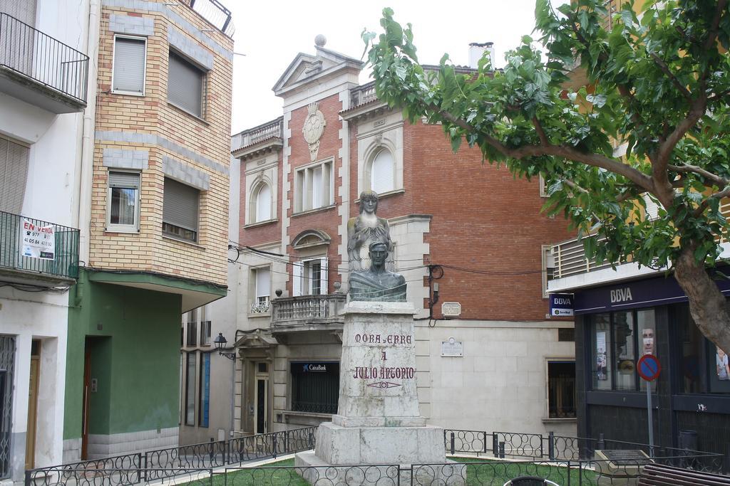 Ca La Maria Apartment Мора д'Ебре Екстериор снимка